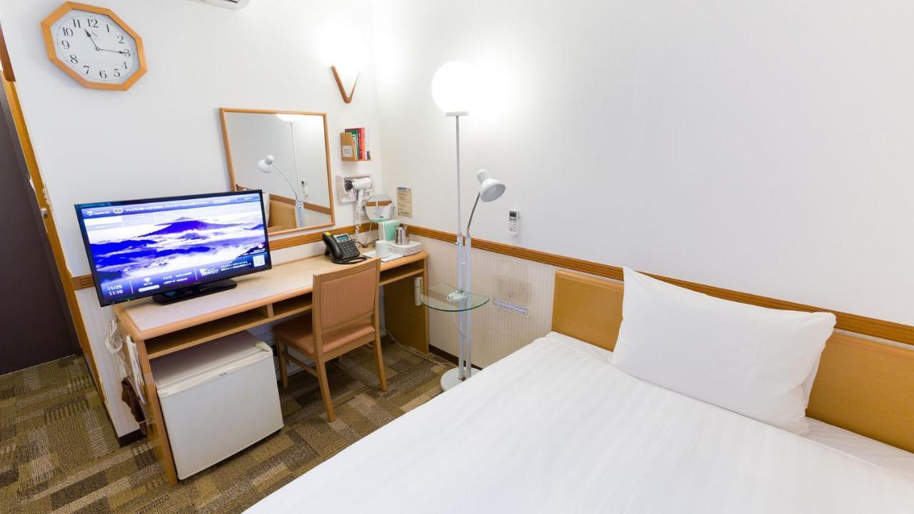 Toyoko Inn Shin-yatsushiro Ekimae Bagian luar foto